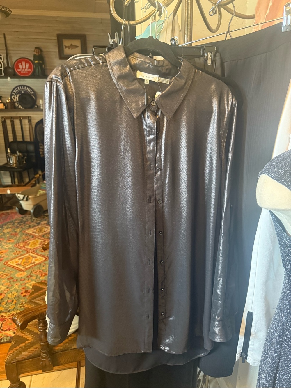 Calvin Klein Women’s Shiny Black Button-Front Shirt Jacket - Picture 2 of 3